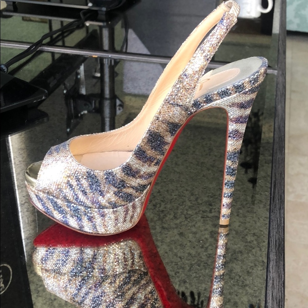 Christian Louboutin custom print lady peep 150